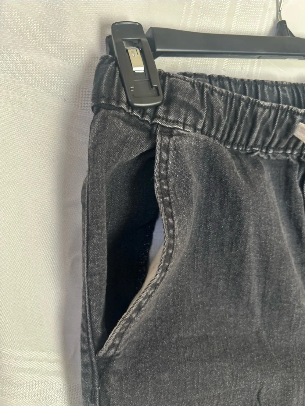 Boys XL Old Navy Black/Gray Relaxed Drawstring Denim style pants elastic waist.